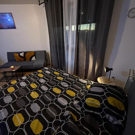Appartements Sully Mantes-la-Jolie Exterior foto