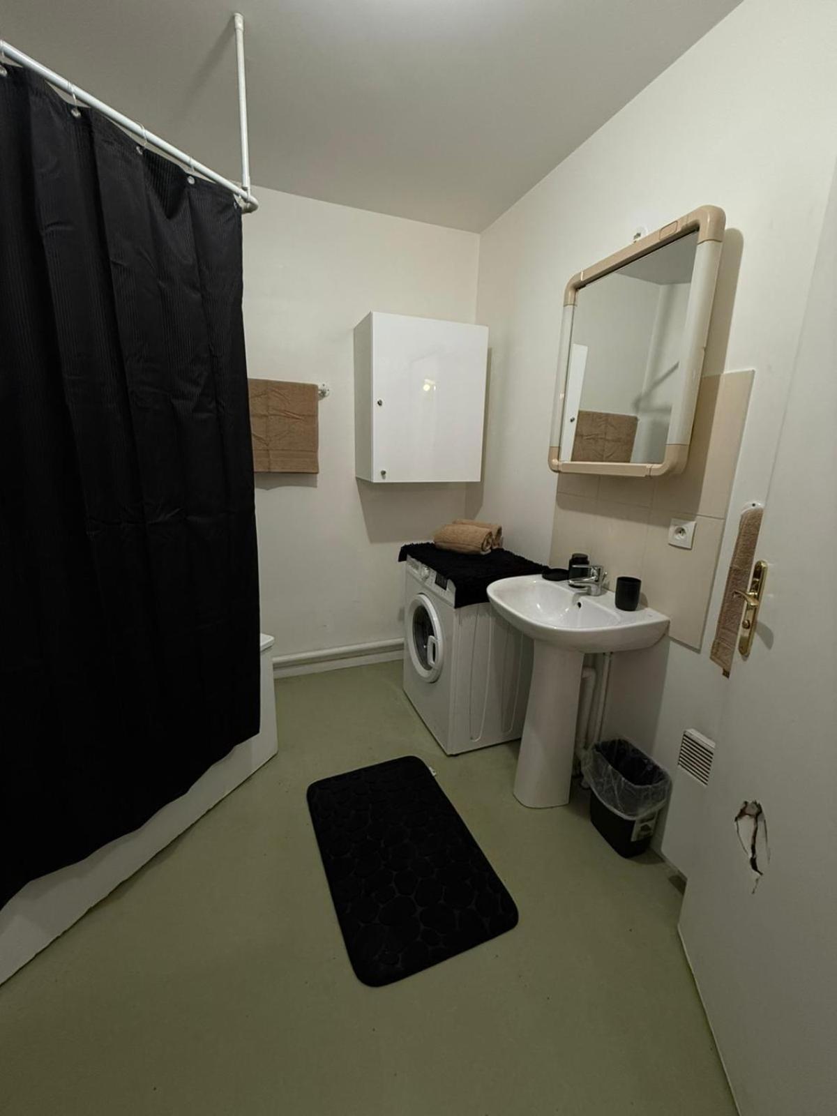 Appartements Sully Mantes-la-Jolie Exterior foto