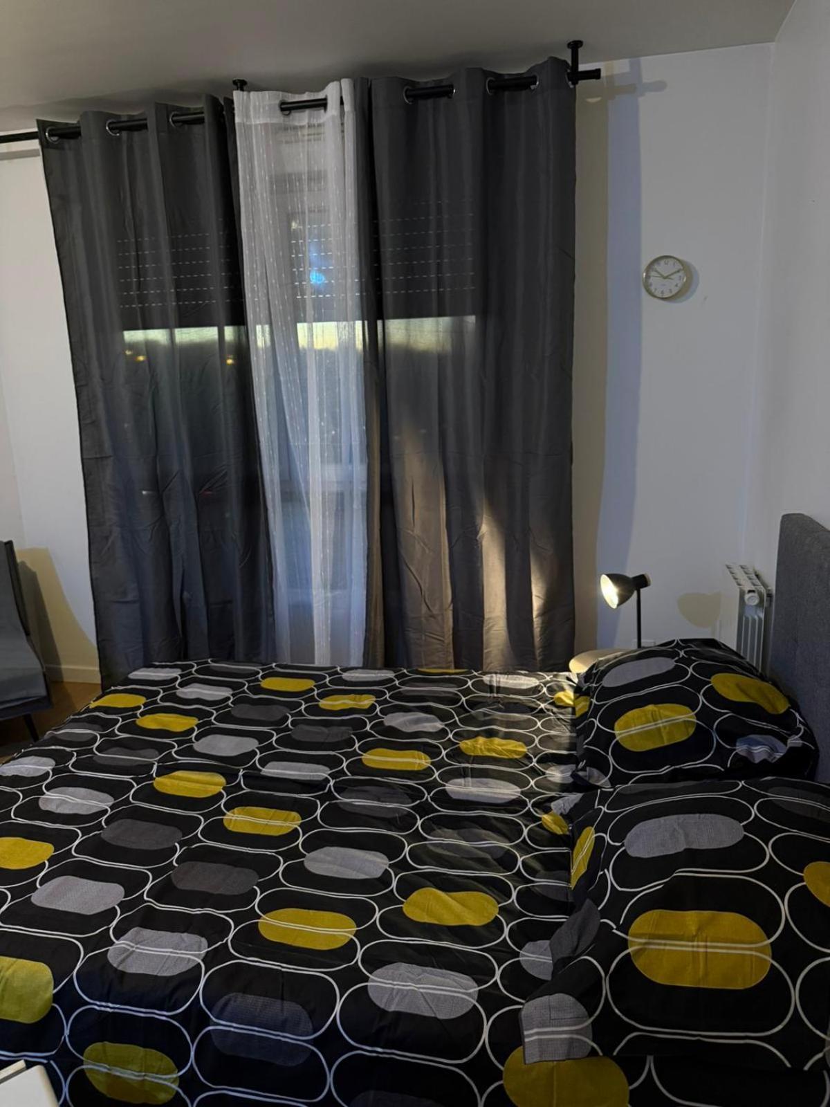 Appartements Sully Mantes-la-Jolie Exterior foto